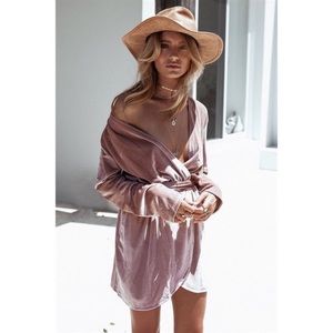 Sabo skirt velvet wrap dress.